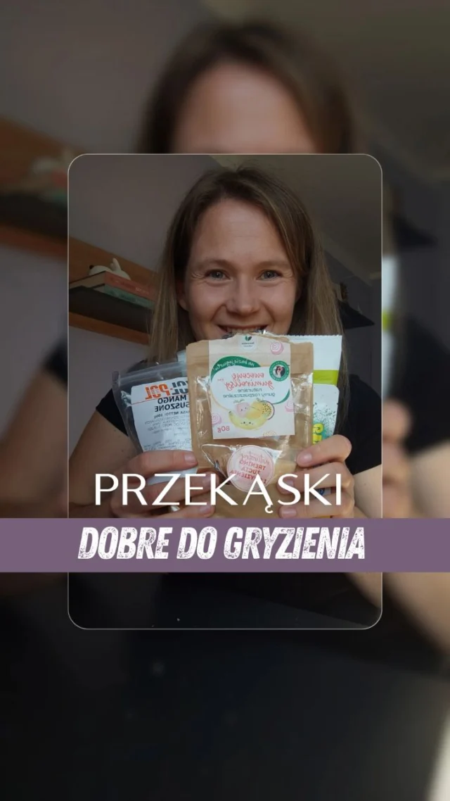 Co zaproponować jako zdrową przekąskę?
Co podawać, by ćwiczyć gryzienie i żucie?
Czym zastąpić słodycze w diecie?
Co dorzucić do prezentu zamiast czekolady?

Opowiadam w rolce 🎥 i pokazuję moje/nasze 👧 ulubione przekąski do zadań specjalnych!

GumiRollsy od @naturalniezdrowi_ i @witam_rollsy to nowość, która zaskoczy cię nie tylko prostym składem czy ciekawym smakiem, ale przede wszystkim zdrową alternatywą dla popularnych słodyczy ♥️ 
[współpraca] choć i bez tego biorę w ciemno!

_____
A jeśli chcesz całą listę takich jedzeniowych polecajek napisz: GRYZĘ i sprawdź skrzynkę 🫶

#loogomowa #rollsy #przekąska #blw #logopedia #jedzenie #gryzienie #terapia
